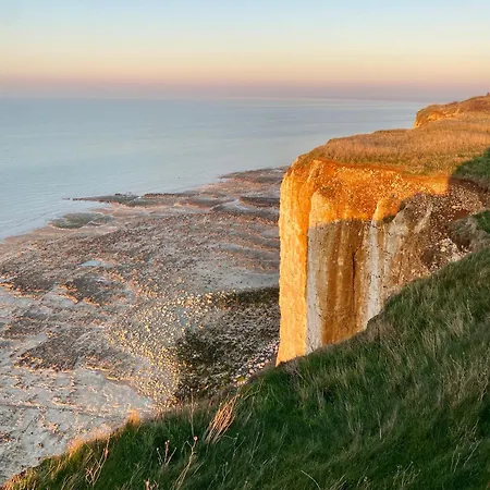 Lucien - Bon Accueil Proche