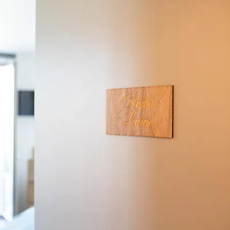 Lucien - Bon Accueil Proche *